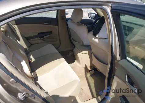 2009 Honda Accord 2.4 Lx z USA, uszkodzony, nr VIN 1HGCP26349A182364